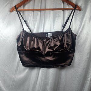 Divided H&M Cropped Draped Top